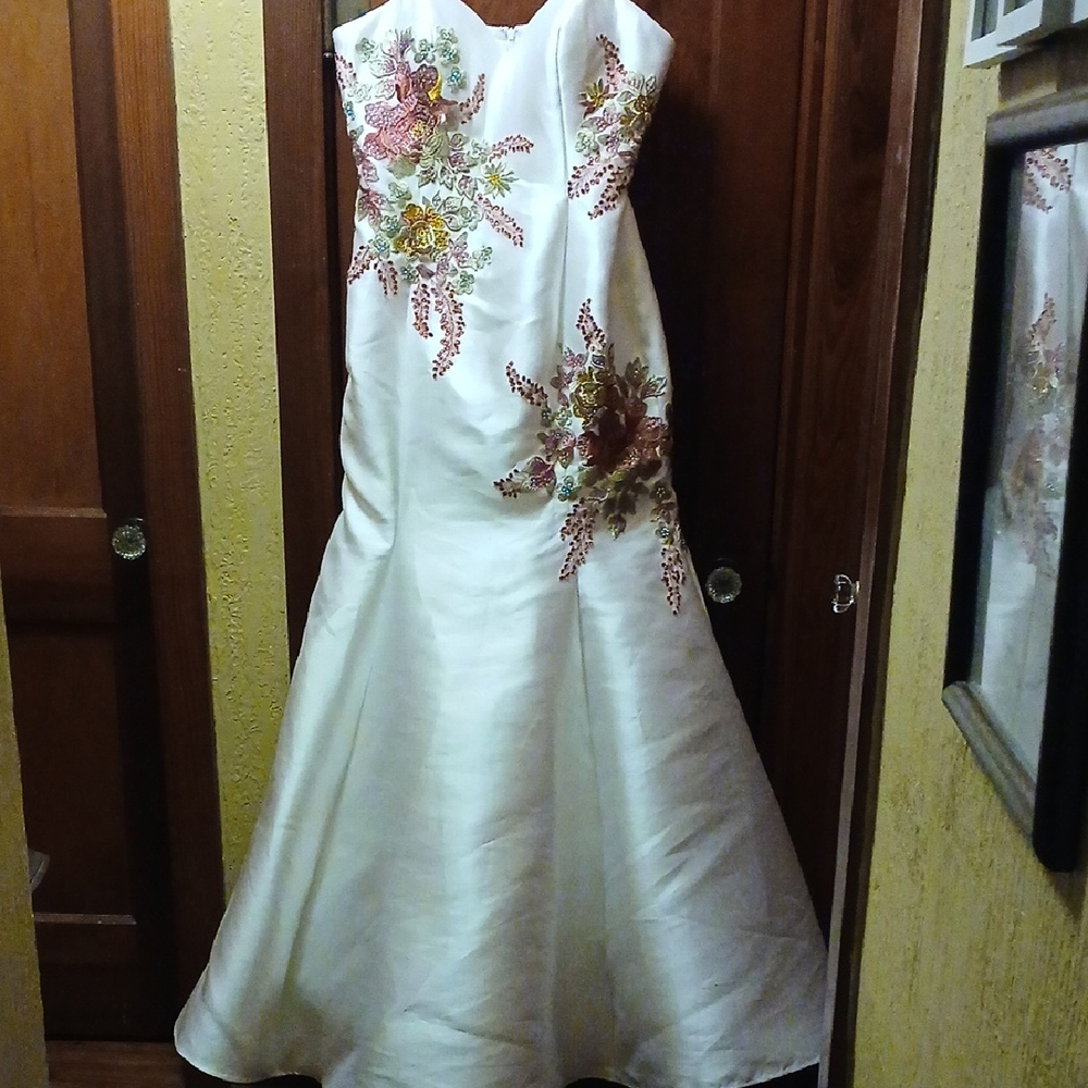 Floral Embroidered Jovani Formal Dress - White and Pink Size 14